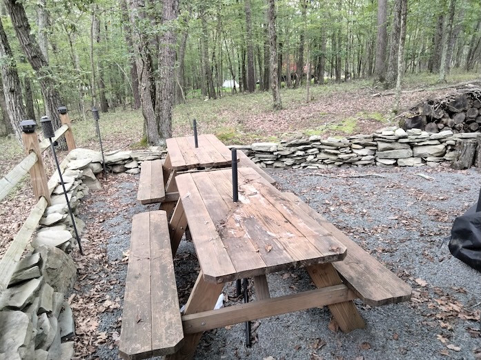 201picnictables.jpg